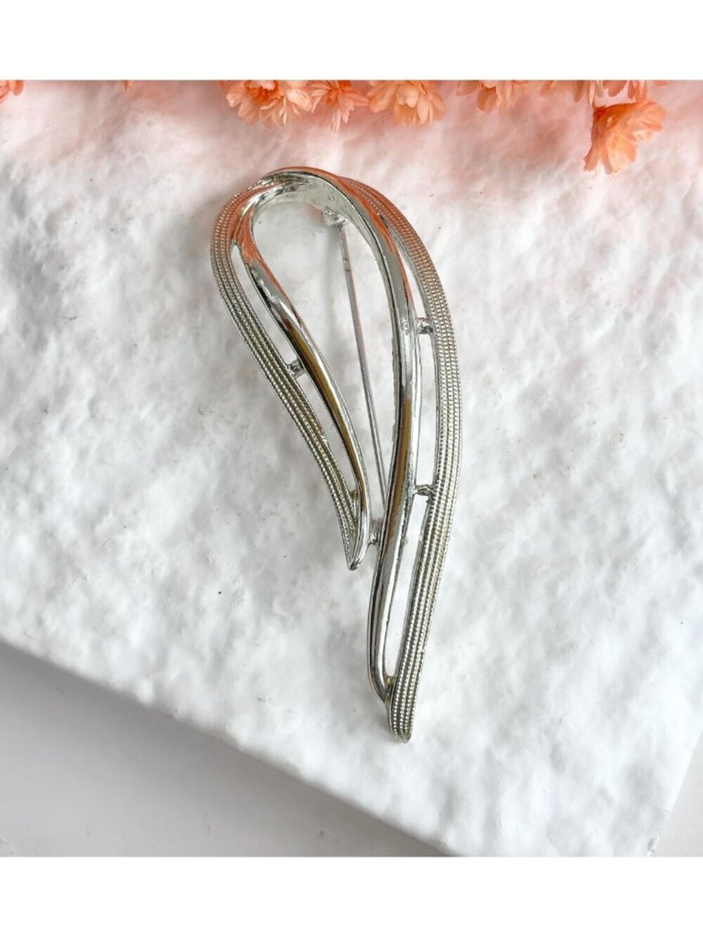 Sarah Coventry Modernist 80's Silver Toned Vintage Costume Jewelry Brooch